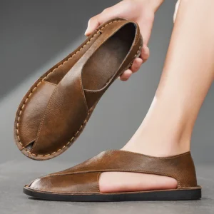 Summer men's cut-out sandals comfortable plus size leather handmade sandals non-slip and wearable outdoor casual driving sandals